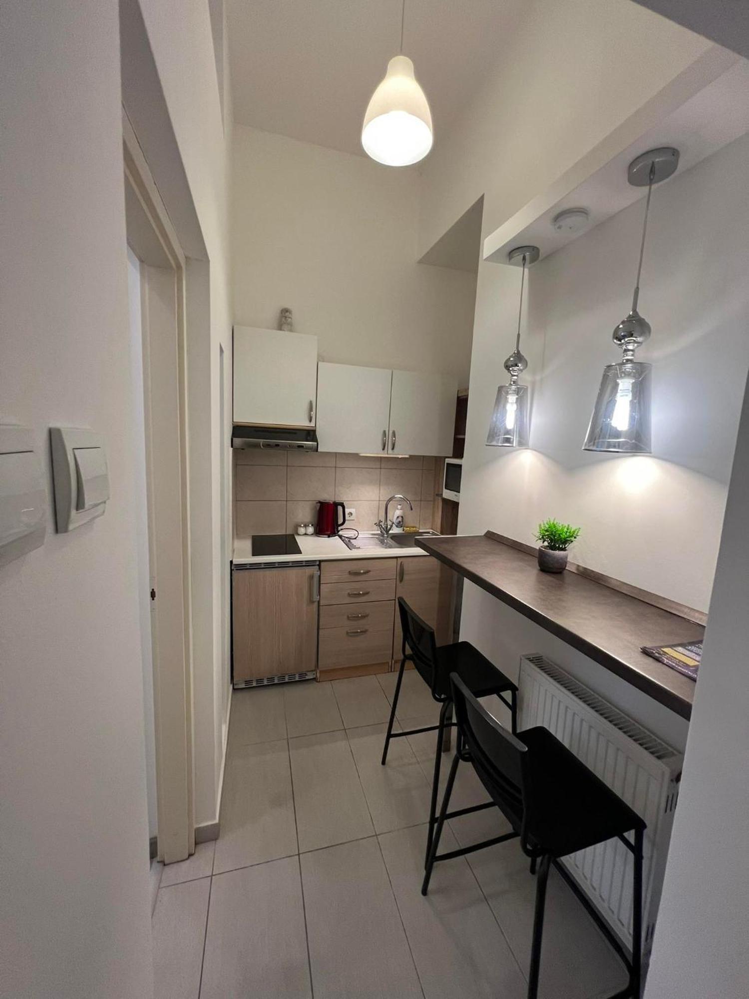 Goldensun Apartment Budapest Bagian luar foto